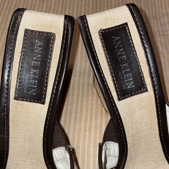 Anne Klein wedges - Picture 7 of 7